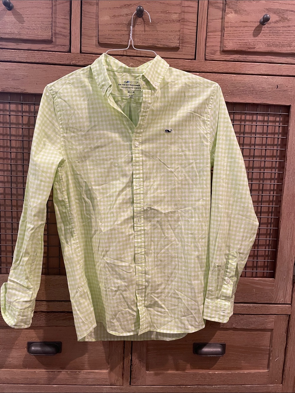 Vineyard Vines boys Light Green Gingham brrr performance Button-Down Shirt